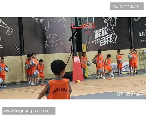 寻找篮球小明星的梦想之旅让我们一起见证未来的球场传奇 寻找篮球小明星的梦想之旅让我们一起见证未来的球场传奇